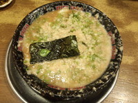 「とんこつラーメン」@無鉄砲 大阪店の写真