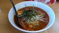 「炙りチャーシューカレーチーズラーメン」@魔女のカレーの写真