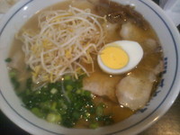 「らーめん（特製大盛り）」@ラーメン本舗 さといも 恒久店の写真