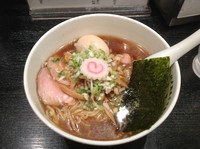 「味玉中華そば（醤油） 800円」@江戸前煮干中華そば きみはん 五反田店の写真