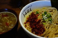 「特製あらびき鰹ふりかけ辛つけ麺(特盛）」@江戸前煮干し中華そば きみはん 総本店の写真