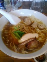 「ワンタンメン(麺硬め)+揚ネギ」@らーめん穀雨の写真