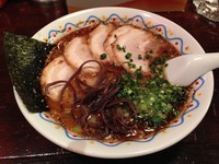 「黒濱ラーメン(チャーシュー)」@横濱ハイハイ楼 横浜店の写真