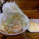 小ラーメン700円 野菜増々ニンニク豚1枚＋粉チーズ100円