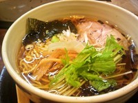 「揚げネギ正油ラーメン」@ラーメン 麺たつの写真