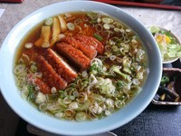 「醤油トンカツラーメン（大盛り）」@お食事処 いりますの写真