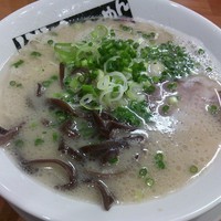 「博多らーめん  ６８０円」@博多らーめん 天神の写真