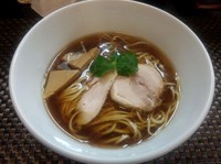 「鶏そば」@らぁ麺 飛鶏の写真