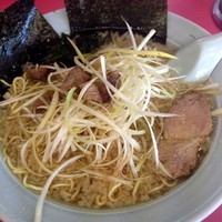 「ネギラーメン（麺固め　アブラ多め）750円」@ラーメンショップ ふれあい通り店の写真
