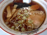 「しょうゆラーメン（￥450）」@からすや食堂の写真