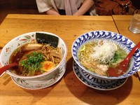「3/4鷄塩ラーメン550円、3/4鷄醤油ラーメン550円」@武藤製麺所の写真