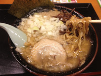 「背脂煮干ラーメン、スタミナ丼」@丸め 田無ファミリーランド店の写真