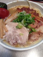 「魂のチャーシューメン正油+大盛り」@魂のチャーシューメン 清水の写真