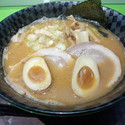 赤味噌ラーメン(800円)＋味玉(100円)