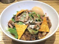 「限定 ピザまぜそばロリンザー」@NOODLE STOCK 鶴おかの写真