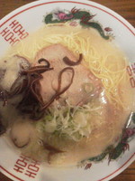 「玄武らーめん（硬め）￥５００＋替玉（硬め）」@豚骨らーめん 玄武の写真