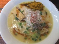 「濃厚鶏ソバ（黄）（750円）」@濃厚鶏ソバ 怪人二十面相の写真