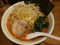 「味噌辛旨ネギラーメン」@横浜家系ラーメン 精一杯の写真