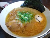 「Ａランチ　８５０円（餃子３つ、中華そば、ライス）」@中華そば うづまきの写真