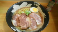 「豚骨醤油・焼き豚三枚」@麺屋56の写真