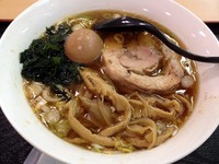 「煮干醤油ラーメン（６００円）」@匠亭の写真