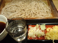 「板そば590円」@いろり庵 きらく 大井町店の写真