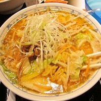 「味噌ラーメン　750円」@けやき 新千歳空港店の写真