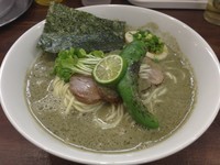 「【ゲリラ的限定】カキ煮干しラーメン＋大盛、880円＋100円」@ラーメン愉悦処 似星の写真