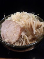 「ラーメン（野菜マシマシ・ニンニク・アブラ）600円」@麺や 希 御徒町店の写真