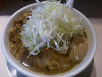 「節とんこつねぎ一本勝負！￥880（ｸｰﾎﾟﾝ）＋味玉（無料）」@麺屋くららの写真