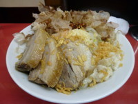 「汁なし（小）+小豚　700円+150円　カラメ以外全マシ」@びんびん豚の写真