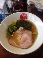 「魁花らーめん塩」@天然魳煮干だしらーめん創房 魁花の写真