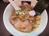 「一周年限定　１０倍にぼしそば＋和え玉（１０００円）」@おおぜき中華そば店の写真