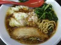 「【限定】肉厚手づくり ワンタン麺　￥900」@二代目ラーメン処「まるは」 旬の写真