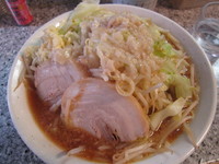 「J風ラーメン（二郎インスパイア）　300ｇ」@ラーメンとりとんの写真
