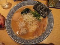 「半熟味玉濃厚魚介らーめん850円＆中盛50円」@麺屋 一燈の写真