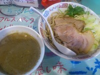 「つけ麺（並）￥500＋丸孫チャーシュー￥200＝￥700」@ハイデン.コッコFACTORYサマンサ・タマサの写真