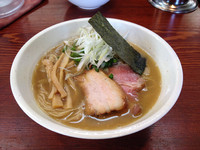「軍鶏脂拉麺 醤油 大盛り」@良温(Ra-on)の写真