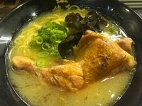 「鶏王らーめん　780円＋鶏飯　100円＝880円」@鶏王けいすけ 秋葉原店の写真