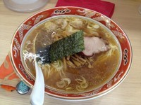 「ワンタンメン・3個＋メンマ（￥750＋￥100）」@支那ソバ すずきの写真