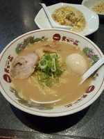 「こってりラーメン（半熟卵入）」@天下一品 大船店の写真