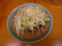 「ブタ入り（￥800）」@ラーメン二郎 新橋店の写真