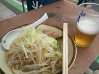 「【川越まつり限定】ラーメン＋生ビールのセット」@ラーメンアキラの写真