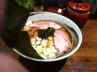 「特製煮干しラーメン　800円」@煮干専門 中華そば 平八の写真