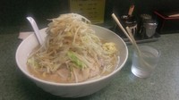 「大二郎　ﾔｻｲﾏｼﾏｼﾆﾝﾆｸｶﾗﾒ　麺3玉」@ラーメン二郎 新宿小滝橋通り店の写真