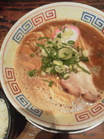 「中華そば￥６８０＋半ライス（ランチサービス）」@紀州和歌山ラーメン まっち棒 溝の口店の写真