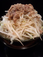 「ラーメン（野菜マシマシ・背脂ブロック・カラメ）600円」@麺や 希 御徒町店の写真