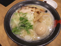 「鶏そば」@とりの助 坂戸にっさい店の写真