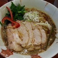 「まったりしろ八麺 ﾁｬｰｼｭｰ追加」@旬麺しろ八の写真