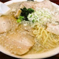 「白の肉そば(900円)」@伊藤商店の写真